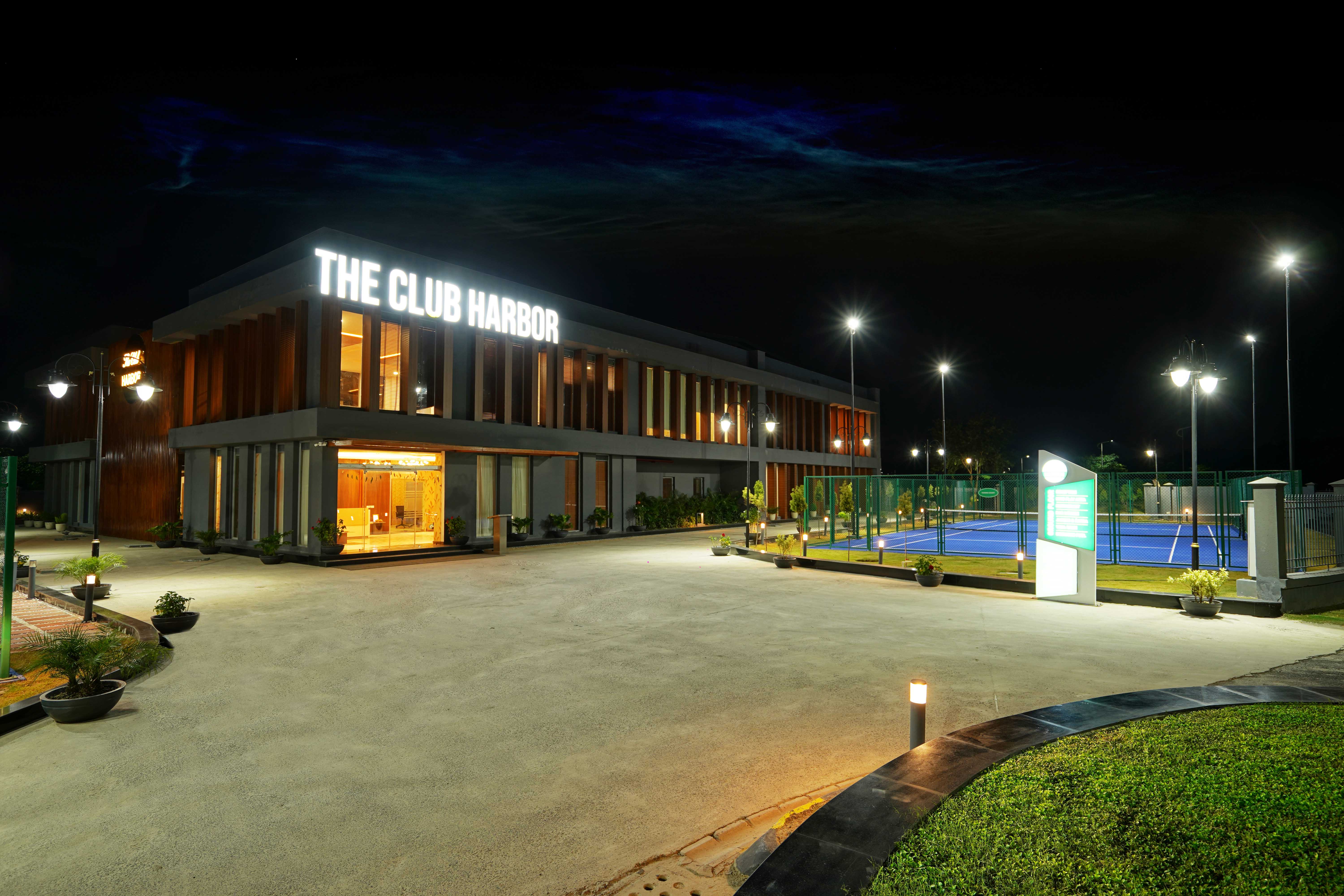 Clubhouse Exterior